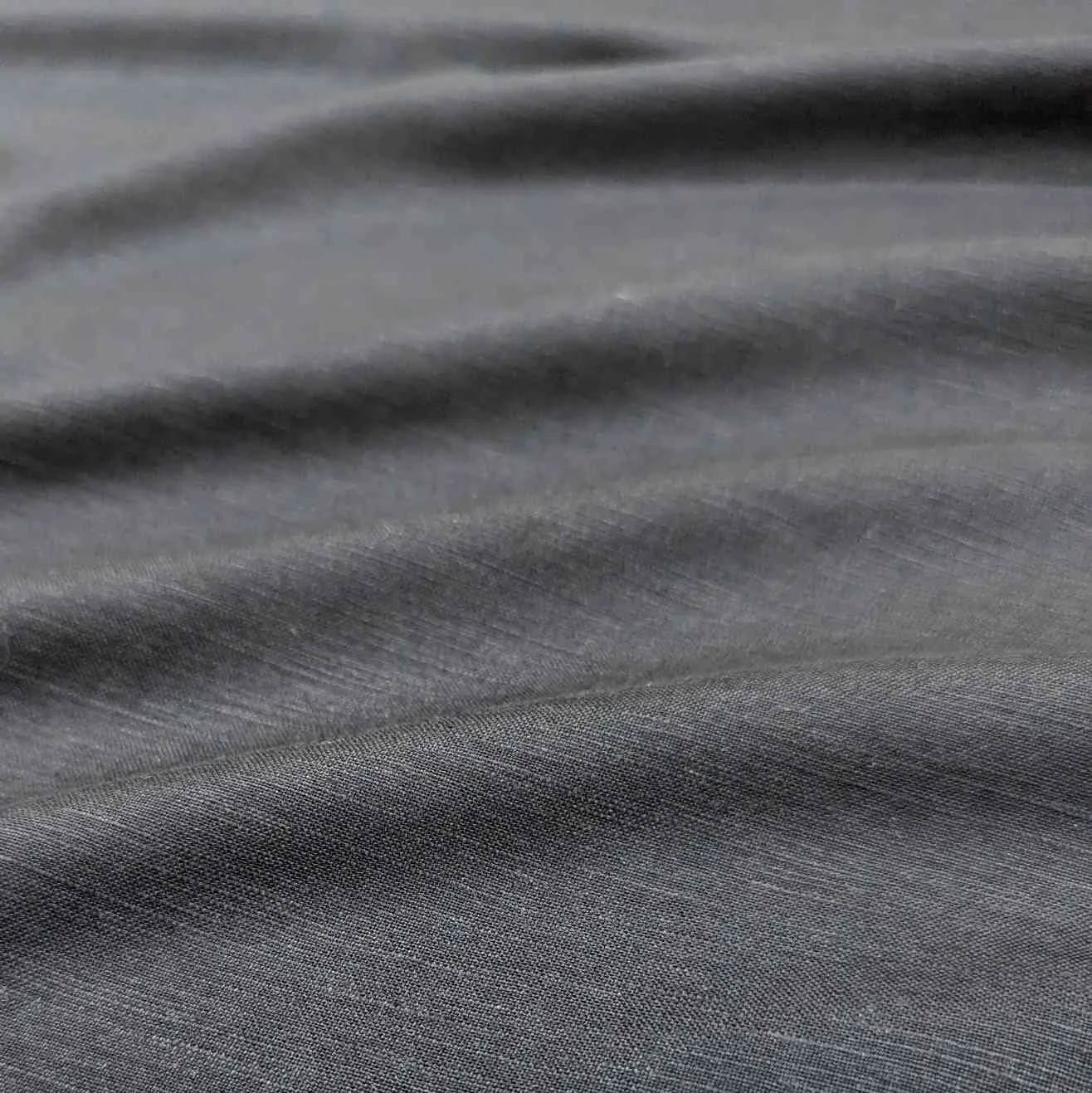 Arcadia Linen Viscose Blend, Black - 1.35m piece