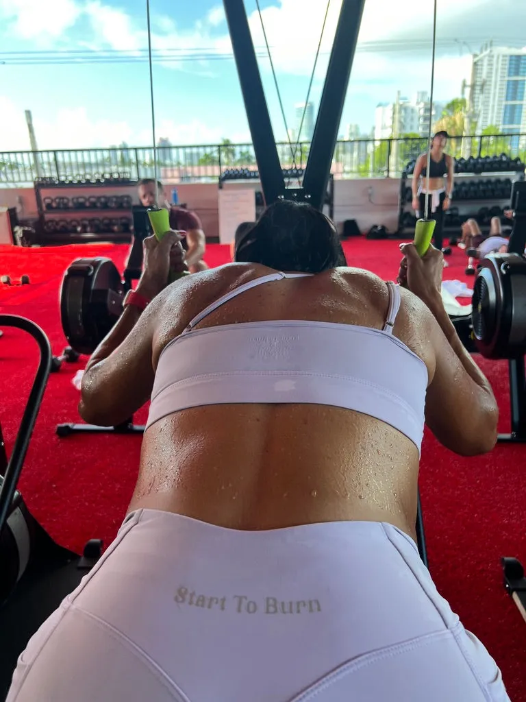Asymmetrical Sports Bra in Soft Orchid