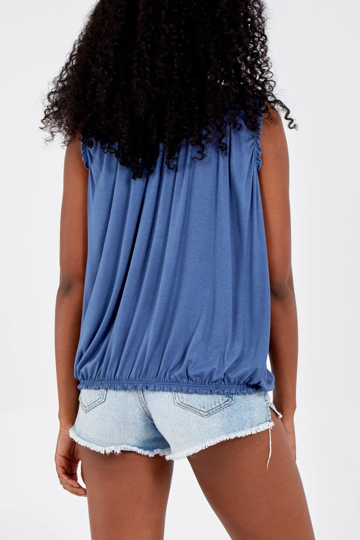 Balloon Ruffle Neck Vest