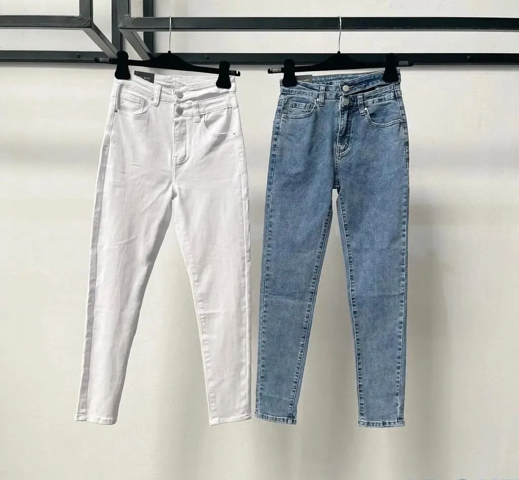 BLUE JEANS