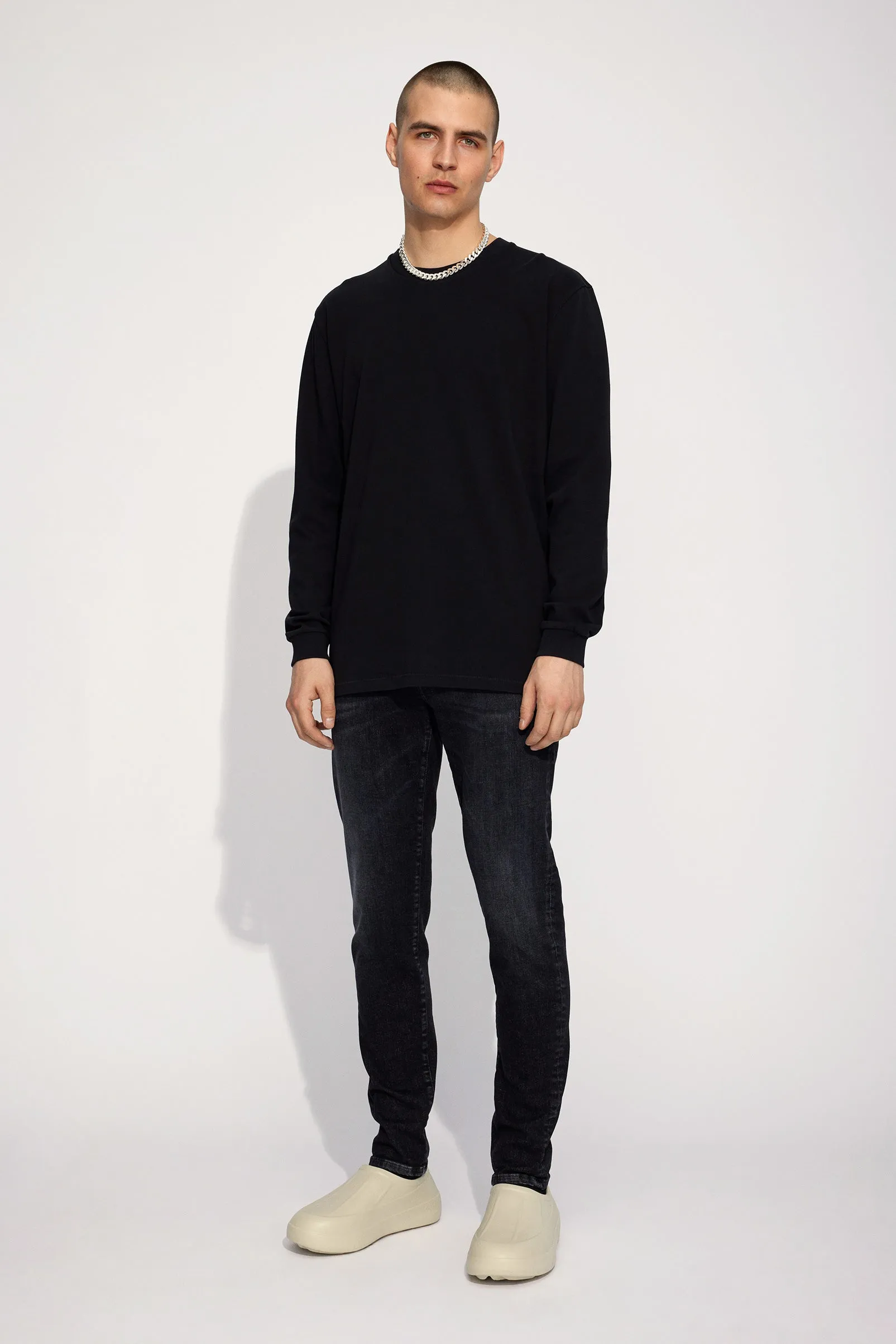 Dean - Lounge Black Two