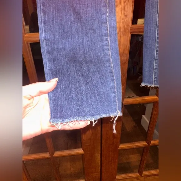 EUC Paige Size 28 Vergudo Skinny Women's Blue Jeans