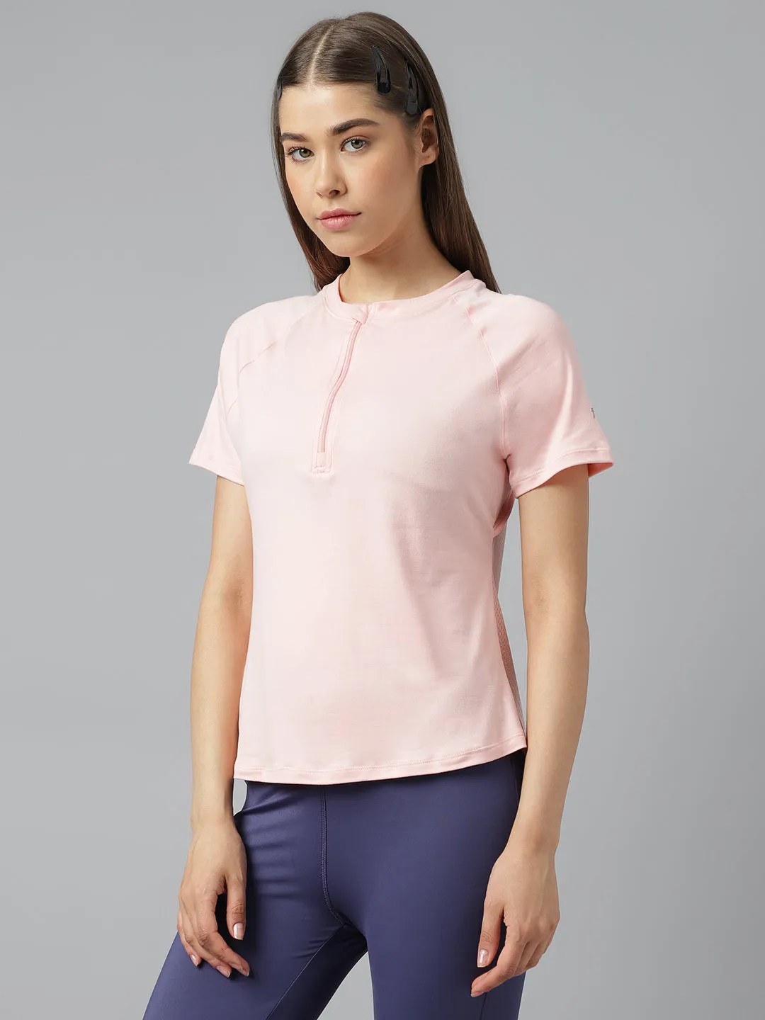 Fitkin women front zipper short sleeves t-shirt