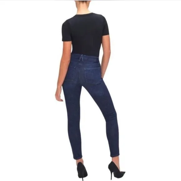 Good American Women's Good Legs Jeans size 28 / 6 dark blue no flaws
