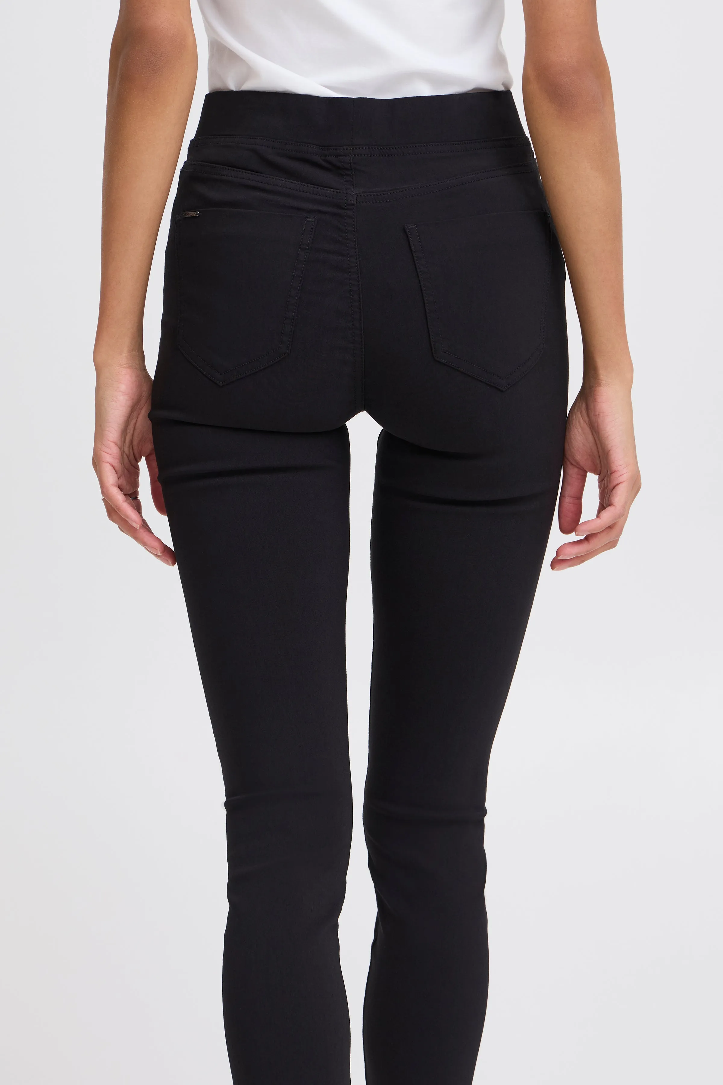 Keira Jegging | Black
