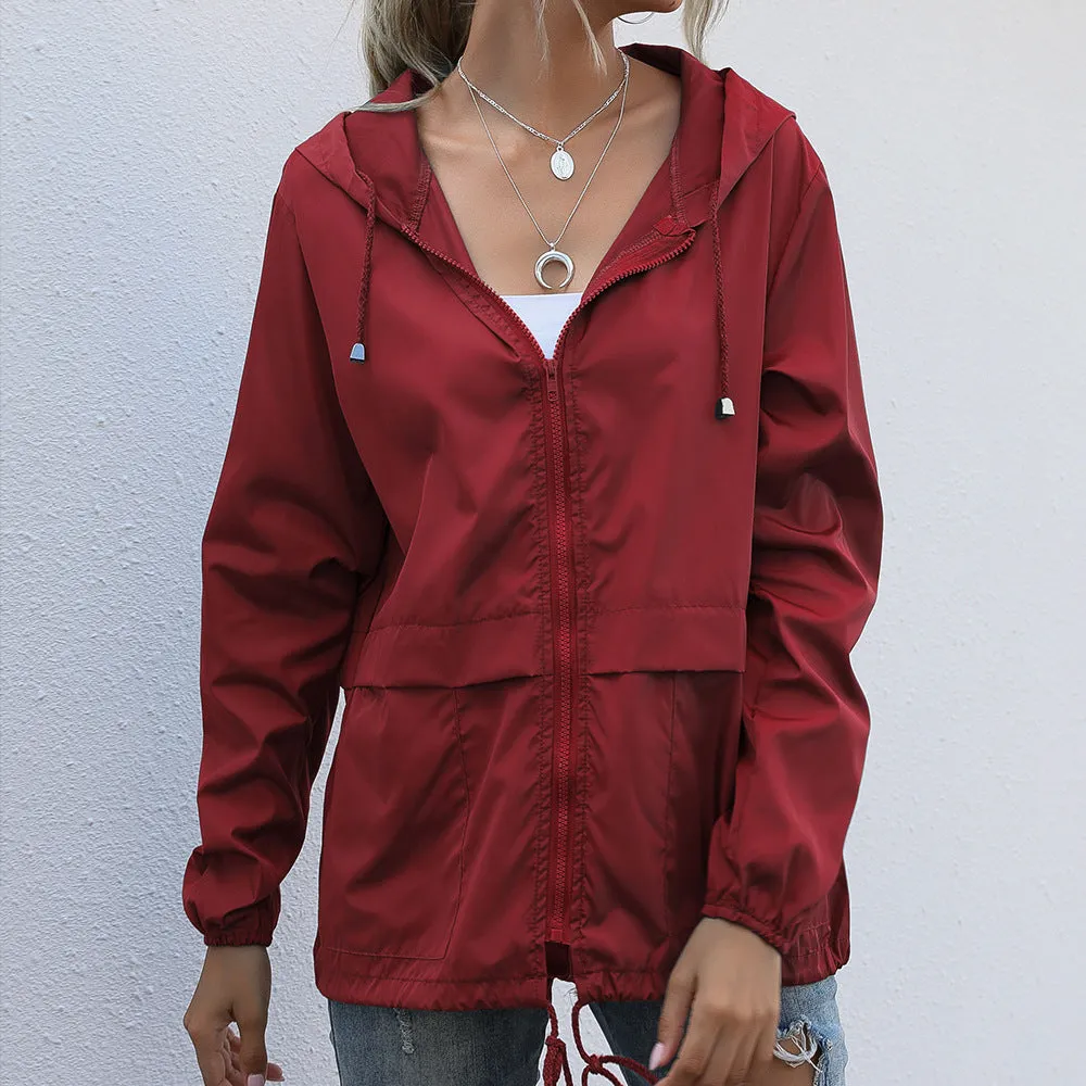 Lightweight Hooded Jacket for Casual Outings