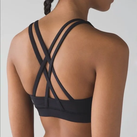 Lululemon black energy criss cross back strap sport bra