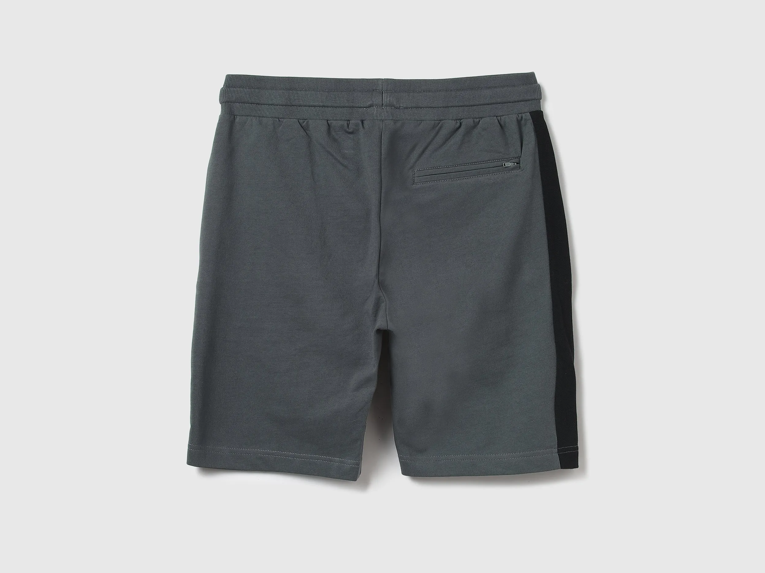 Men Printed Regular Fit Shorts