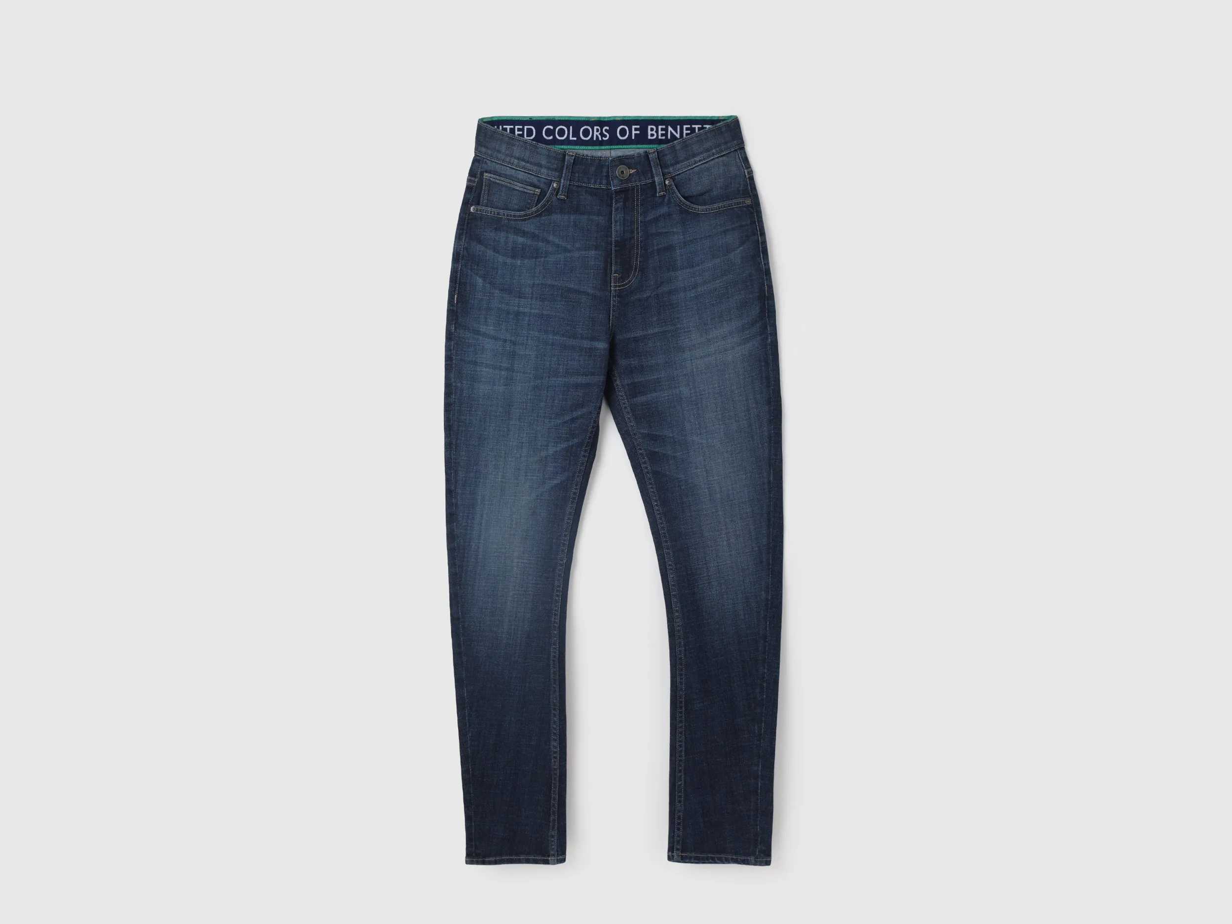 Men's Solid Carrot Fit Jeans
