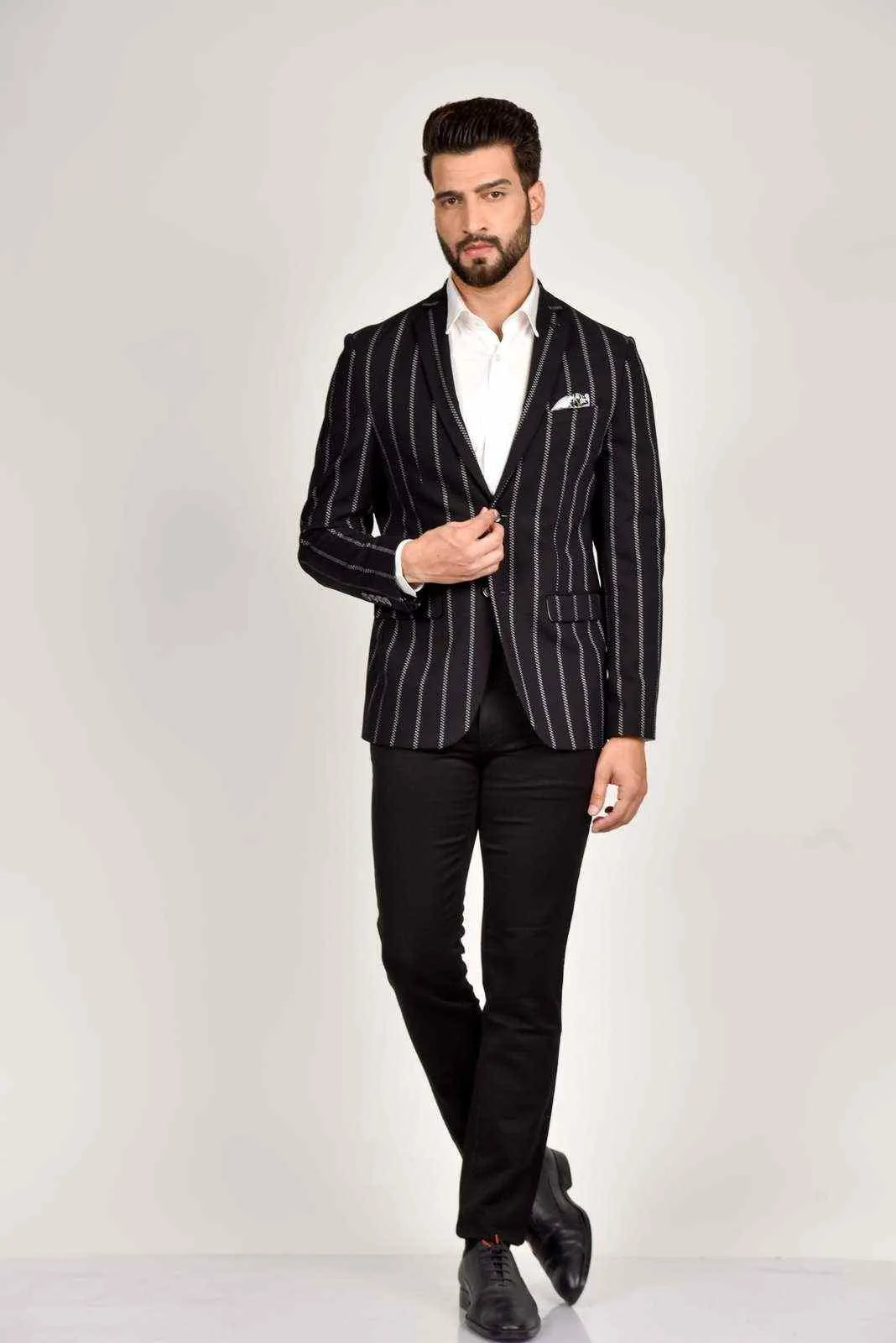 Navy Knitted Blazer for all Occasions