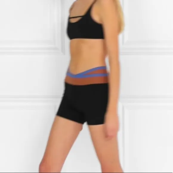 OLYMPIA ACTIVEWEAR Naxo striped stretch shorts S