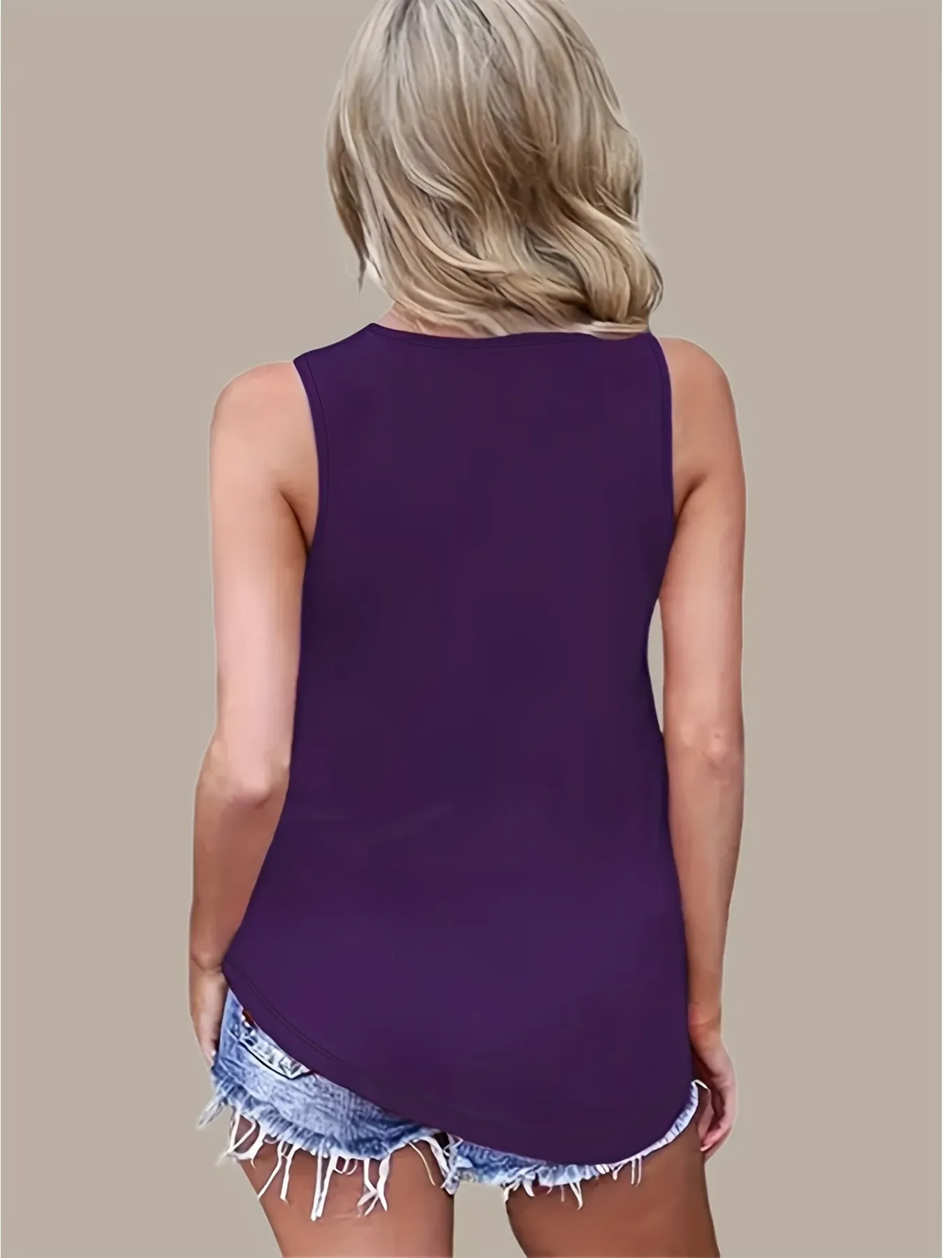 Plus Size Solid Color Scoop Neck Sports Tank Top – Cross Strap Design