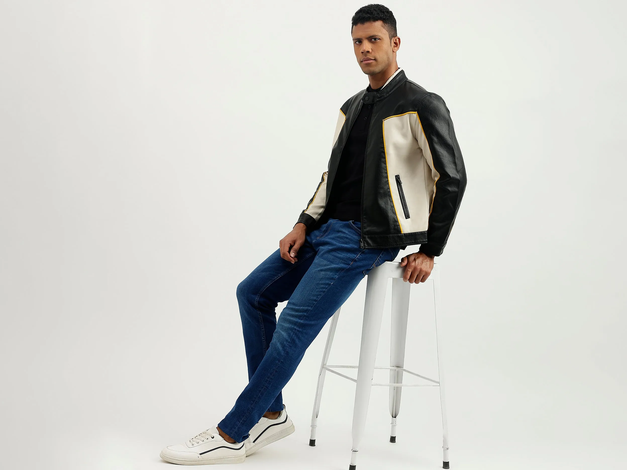 Regular Fit Band Neck Colourblocked Jacket