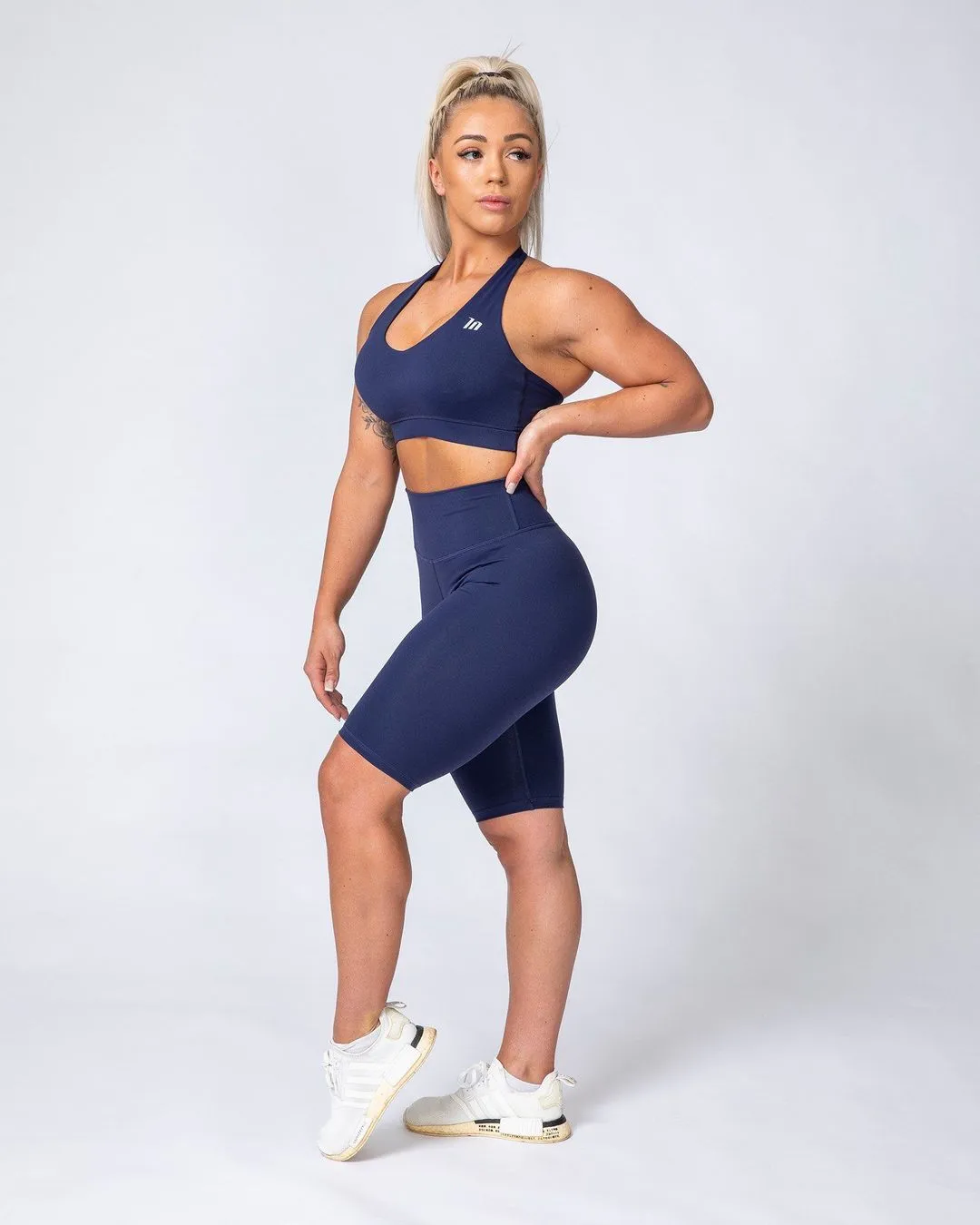 Signature Referee Length High Waist Scrunch - Midnight