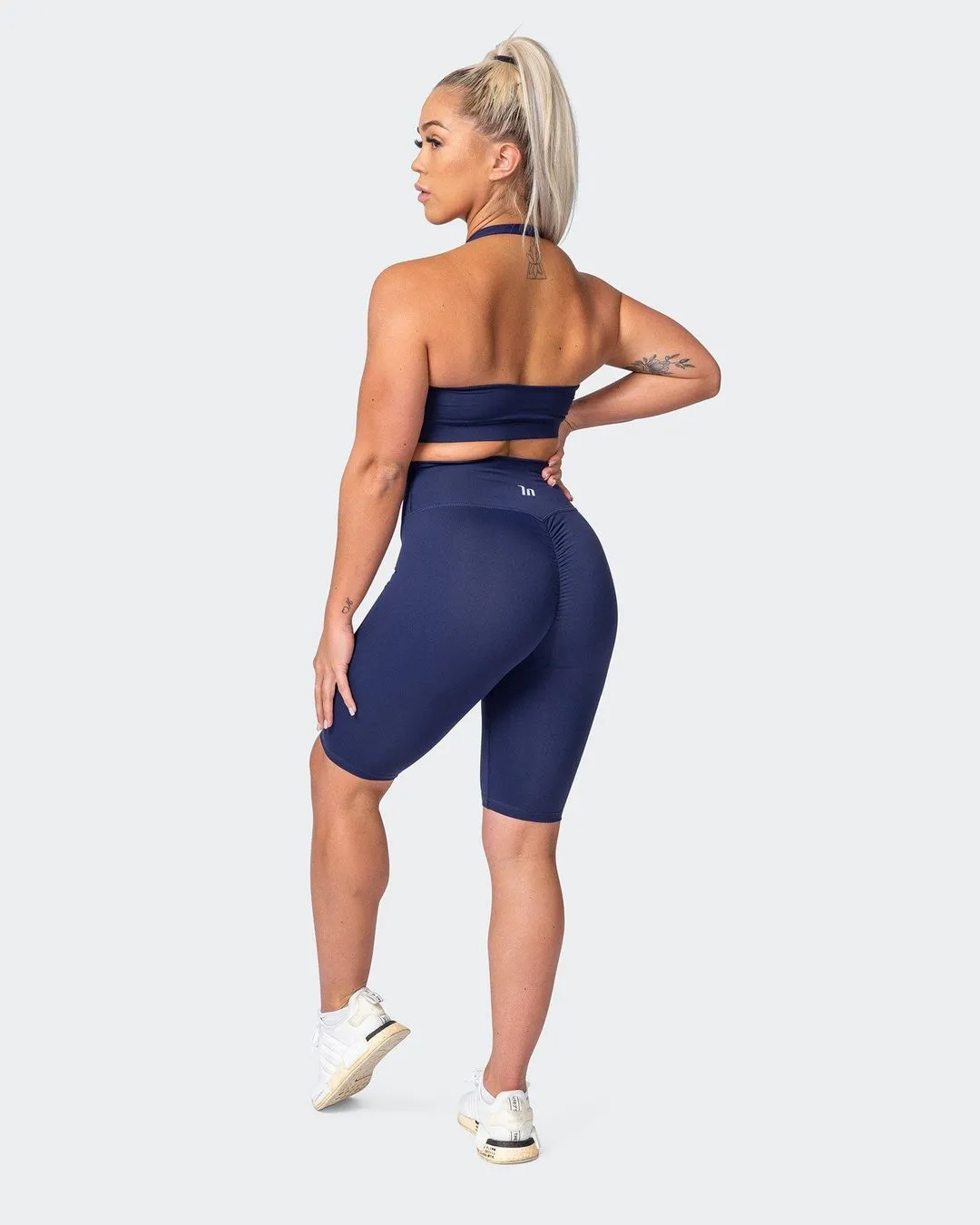 Signature Referee Length High Waist Scrunch - Midnight