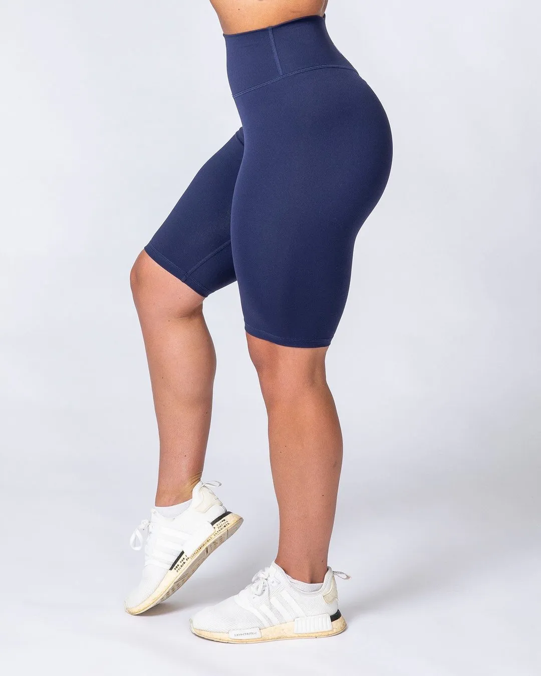Signature Referee Length High Waist Scrunch - Midnight