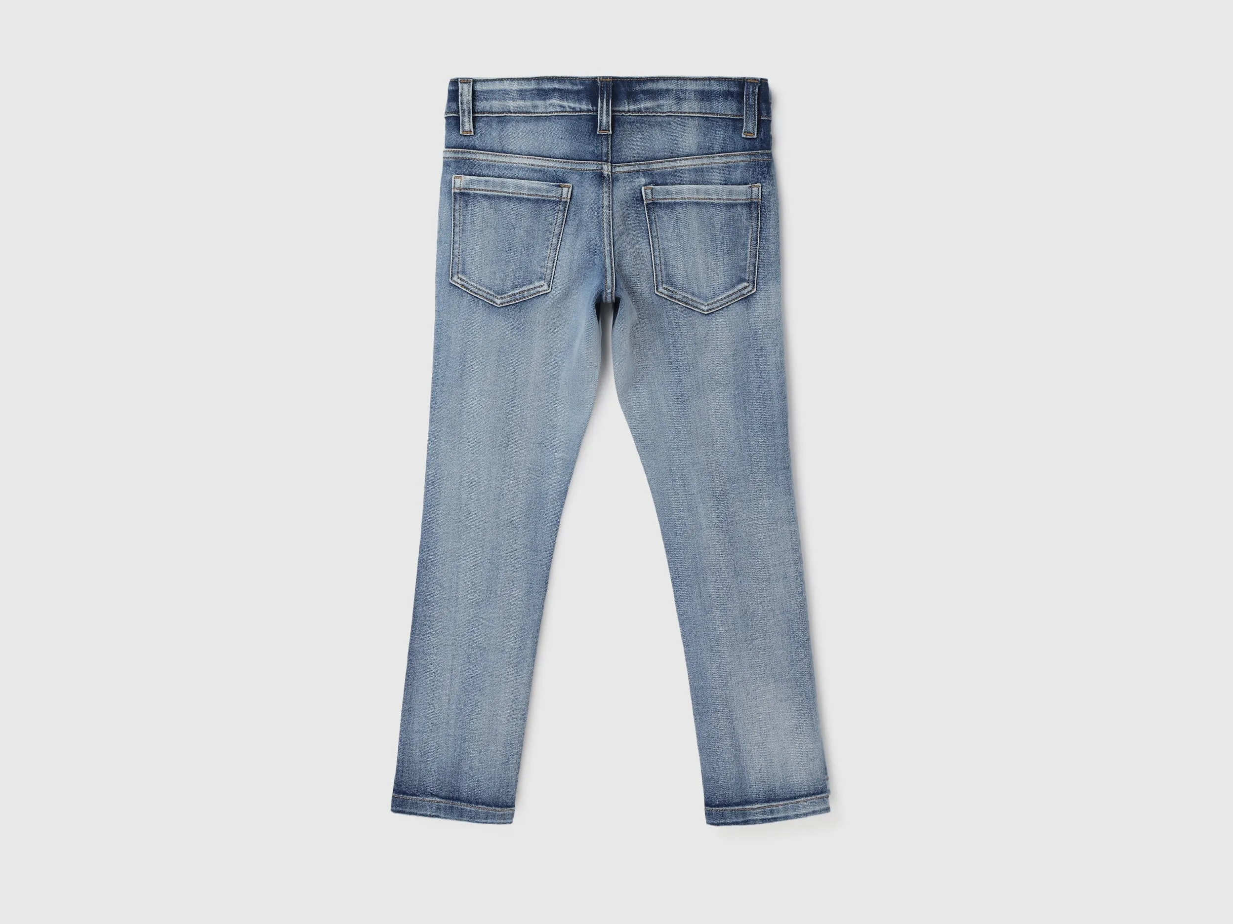 Solid Pattern Slim Fit Jeans