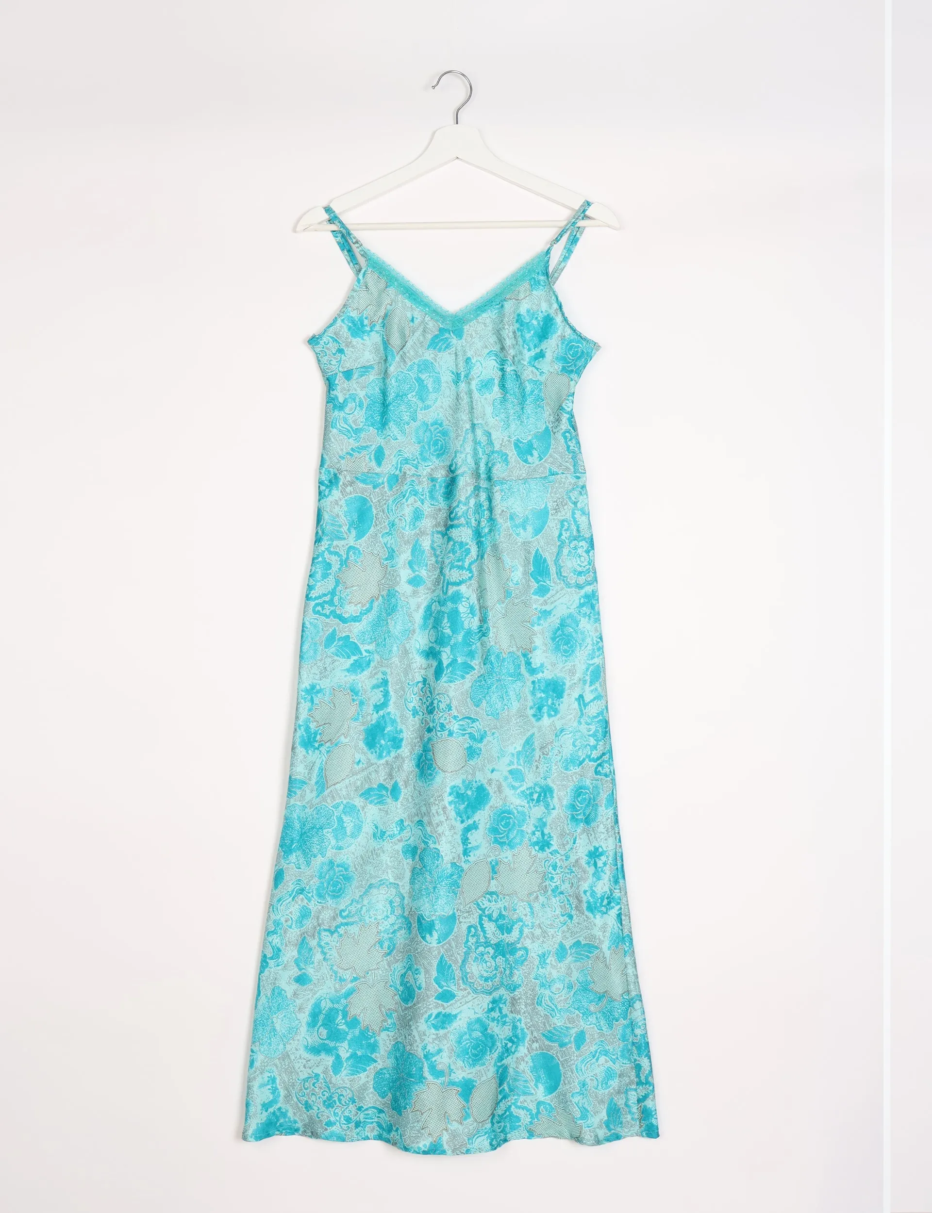 STRAP DRESS
