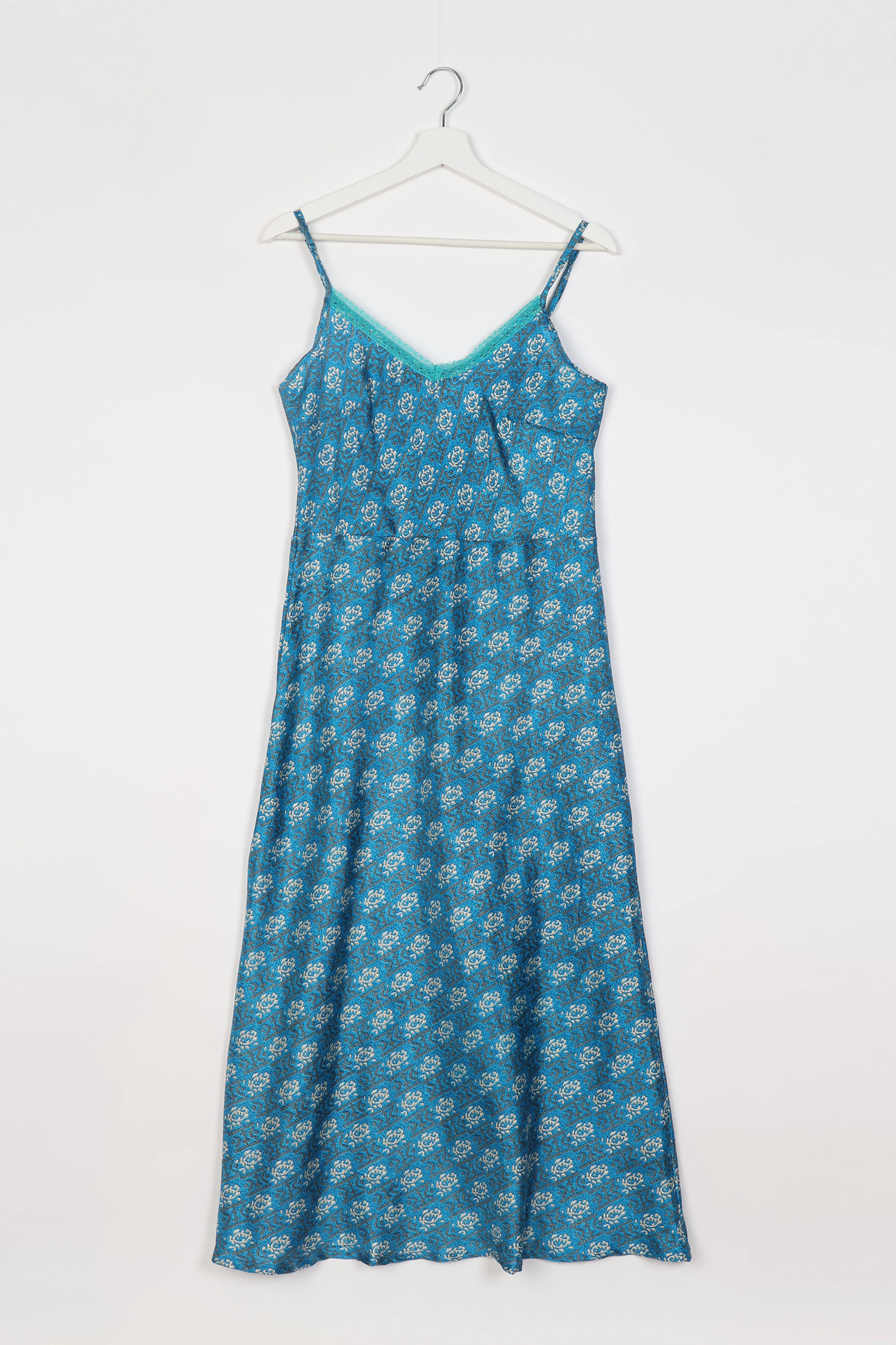 STRAP DRESS