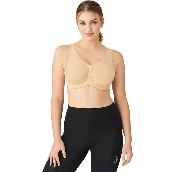 Wacoal Women's Underwire Sport Bra activewear size 42D
