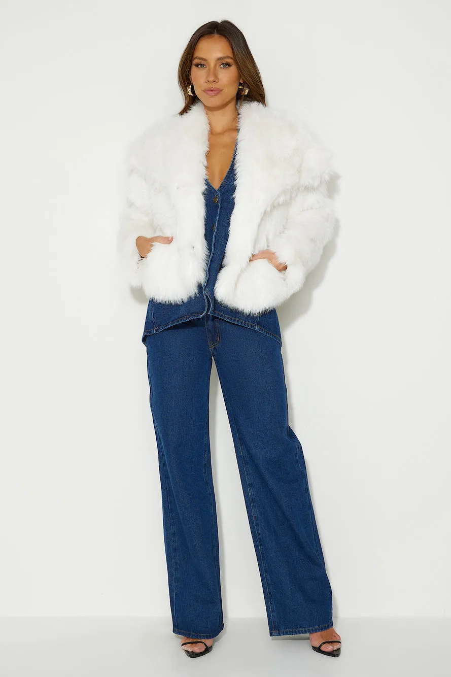 Warm And Stylish Faux Fur Coat White