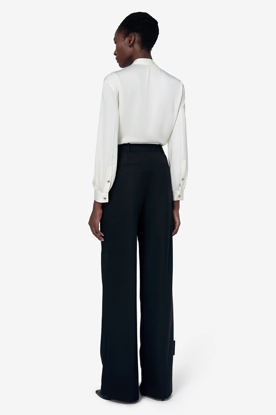 WHITE TIE SHIRT