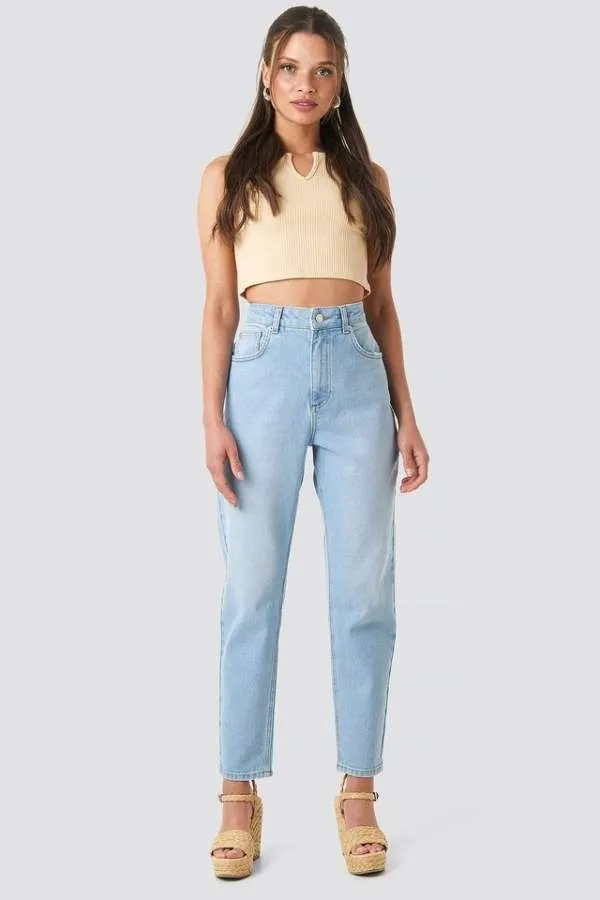 Women Skinny Fit Mid-Rise Clean Look Stretchable Jeans