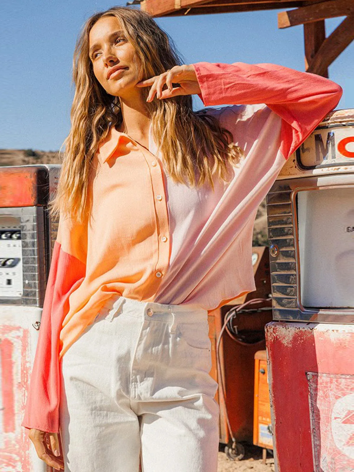 WOMEN'S LONG SLEEVE COLORBLOCK BUTTON UP TOP