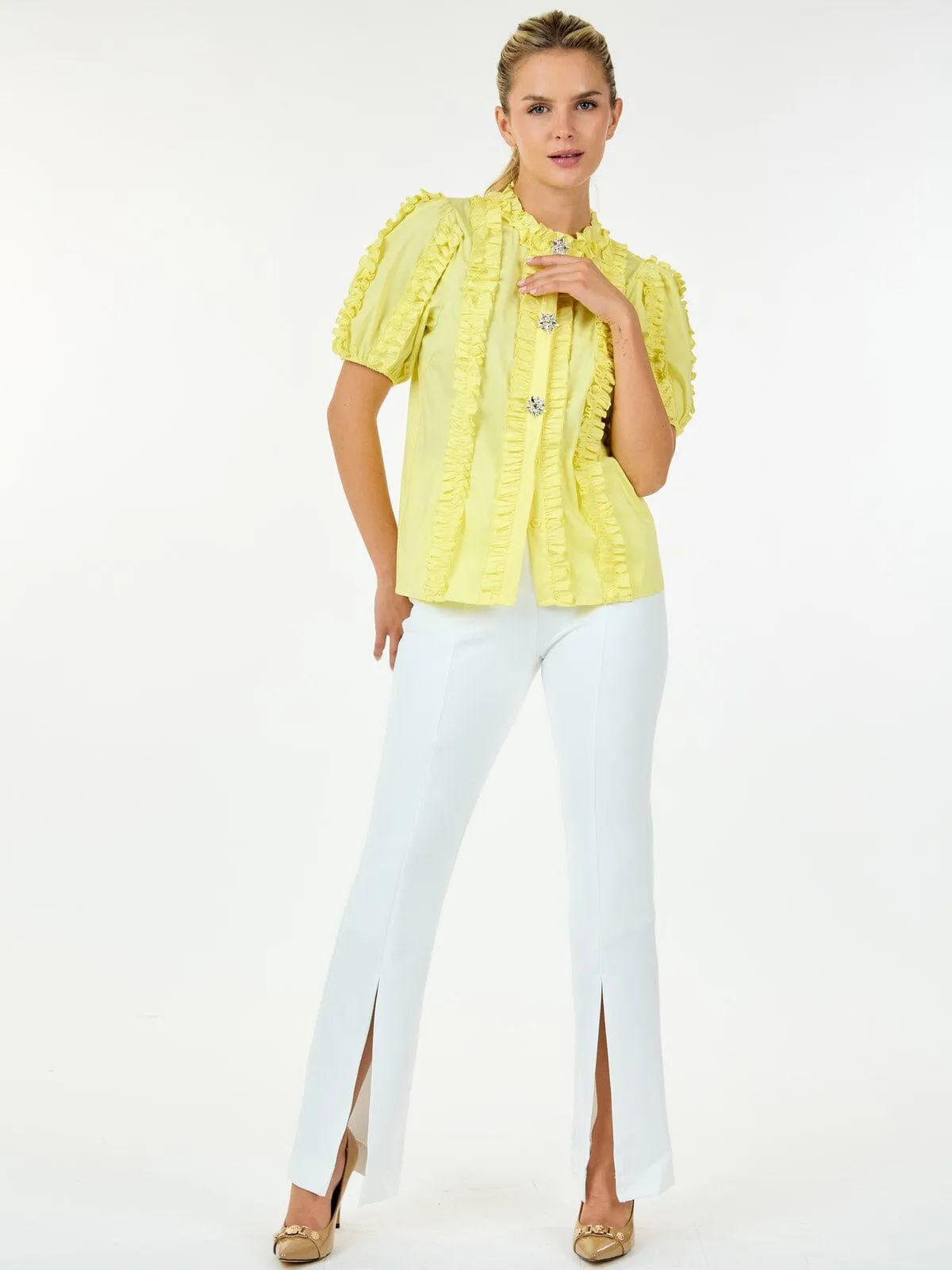WOMEN'S SHORT SLEEVE BUTTON CLOSURE RUFFLE DETAILED BLOUSE